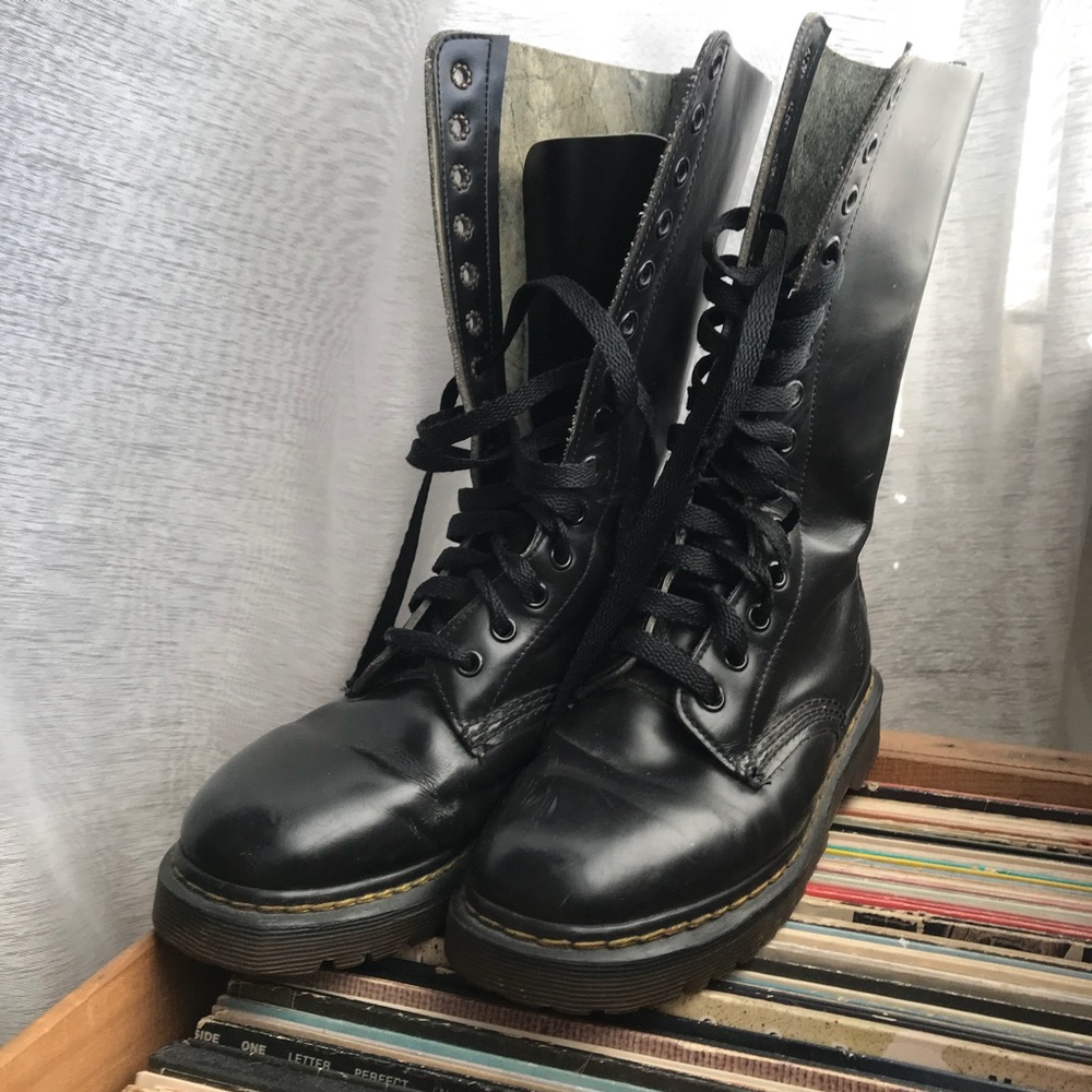 Dr. Marten Tall Airwair Boots